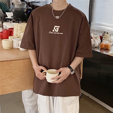 咖啡色