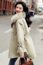时尚保暖女士羽绒服冬季新款宽松收腰设计高品质白鸭绒填充可拆卸毛领显瘦百搭外套，女装羽绒服，阿舍尔精品