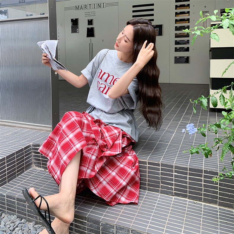 不规则灰色T恤格子半身裙套装女夏松驰感慵懒风两件套爆款小众,女装套装/套裙,1C151