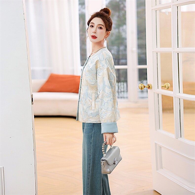 高级感刺绣撞色拼接外套女2026春季新款洋气减龄唐装开衫上衣,女装短外套,奕薇雅