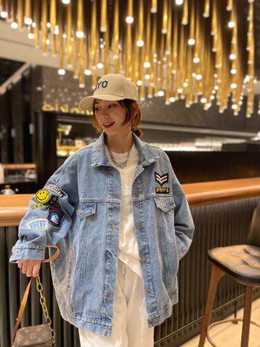 手工订珠牛仔外套，女装，跳跳谷