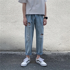蓝色