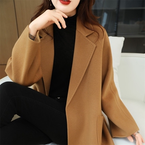 女士羊绒大衣10%羊绒90%羊毛保暖舒适图片