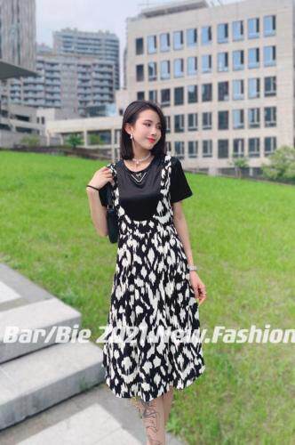 假两件连衣裙，女装连衣裙，芭比