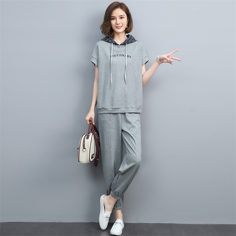 2021夏季新款简约时尚气质连帽宽松休闲舒适两件套，女装套装/套裙，丽影随形