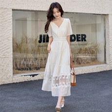 白色连衣裙女2025新款夏季绝美穿搭短袖蕾丝拼接显瘦高腰长裙子，女装连衣裙，沁沁公主