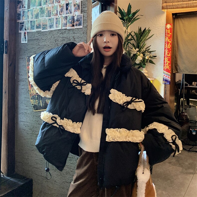 黑色设计感减龄羽绒服女短款2025冬季新款拼接立体花边90白鸭绒服,女装羽绒服,2C201
