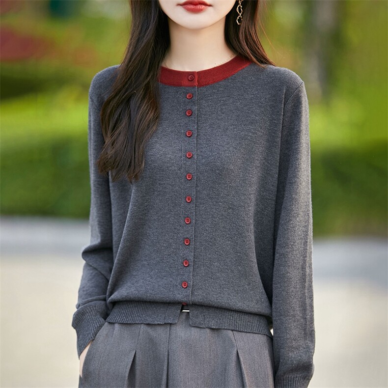 2025年秋季新款百搭装设圆领针织开衫，女装针织衫/毛衣，暖烁特种纱工厂店