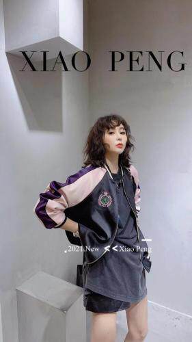 洋气拼色棒球服刺绣重工图片