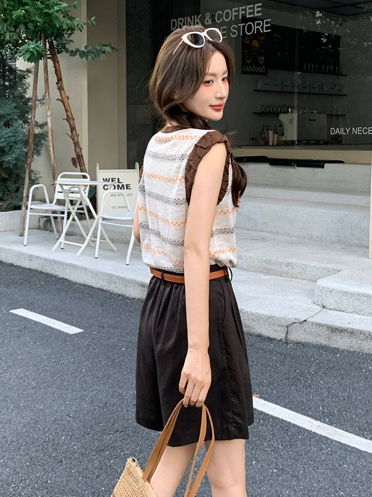 2026韩版显瘦条纹拼接T恤+小个子休闲配腰夏季新款两件套,女装套装/套裙,心心服饰