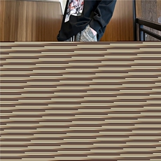 军绿色