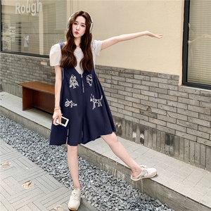 韩版刺绣阔腿背带裤套装女2025夏季新款慵懒风休闲显瘦短裤两件套图片