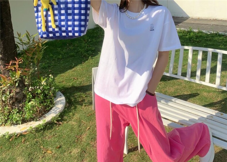 夏季绣花圆领重工T恤，女装T恤，简蔻