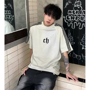 抖音得物品质二开240克宽松纯棉美式潮牌印花三条杠中性风短袖T恤图片