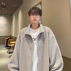 灰色