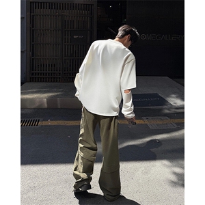 小众设计金属装饰卫衣T恤春夏打底设计高街痞帅潮男打底衫长袖P45图片