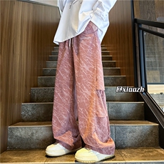 粉红色