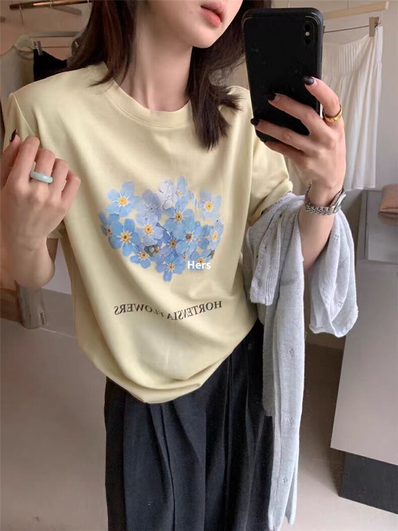 2025简约百搭时尚小雏菊圆领T恤，女装T恤，湘姗