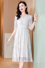 高级感真丝连衣裙气质名媛女神范2025夏新款高端精致刺绣桑蚕丝裙，女装连衣裙，阿舍尔精品