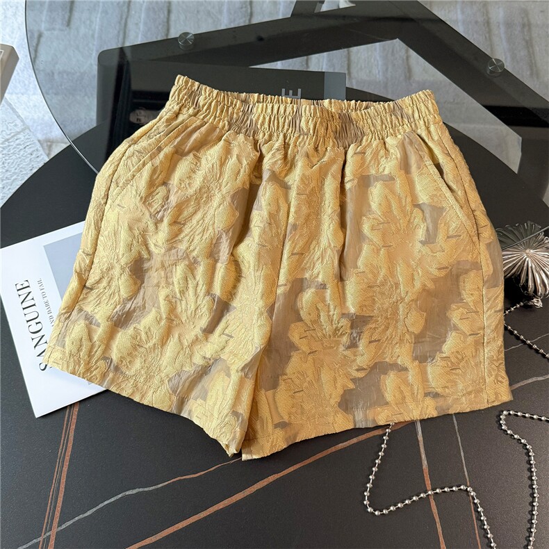 时尚气质减龄套装女夏新款新中式风提花刺绣上衣阔腿短裤两件套,女装套装/套裙,2C310