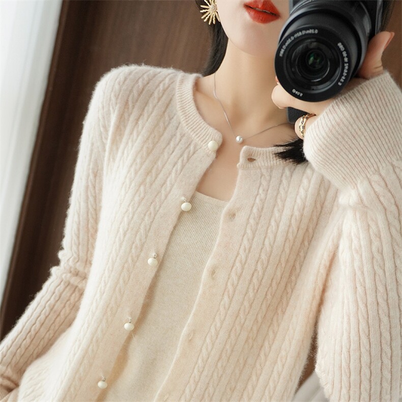 时尚百搭女士圆领羊毛开衫羊毛麻花纹设计简约大气,女装羊毛衫,开创羊绒