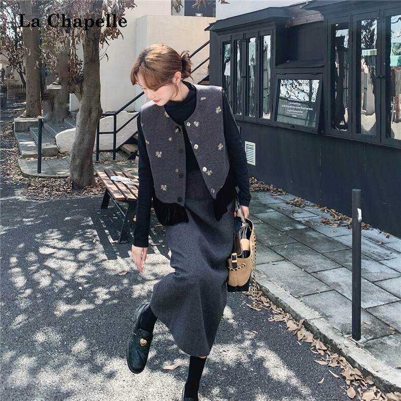 气质大方得体套装灰色刺绣马甲内搭半裙三件套女秋，女装套装/套裙，浙宝176（原073）