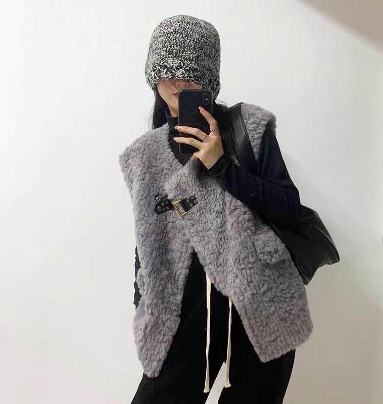 皮毛马甲，女装马甲，麦缇诺