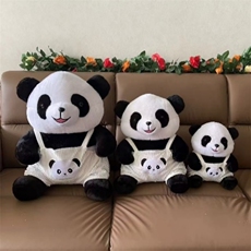 三人行毛绒玩具 背带裤熊猫
