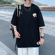 黑色