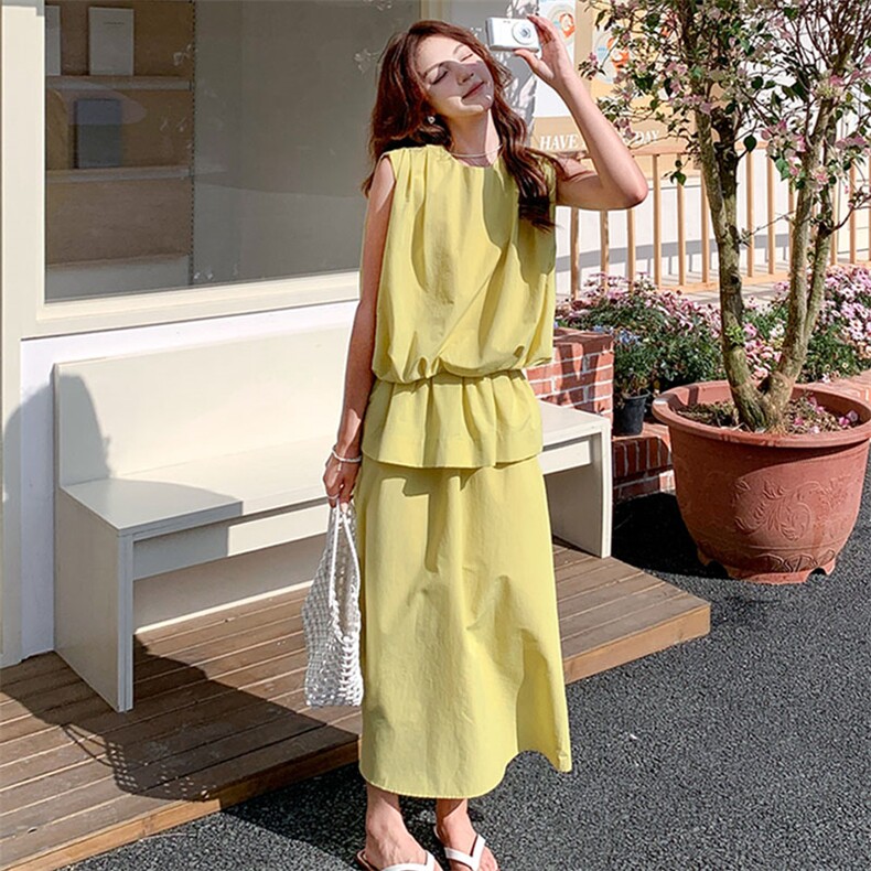 设计感黄色无袖背心上衣半身裙套装女2025夏季新款甜美减龄两件套,女装套装/套裙,2D143
