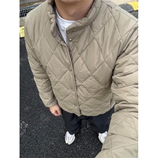 军绿色