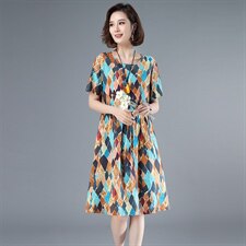 2021年夏季中长款通勤韩版套头A字裙民族风连衣裙印花高腰裙短袖，女装连衣裙，伊满意