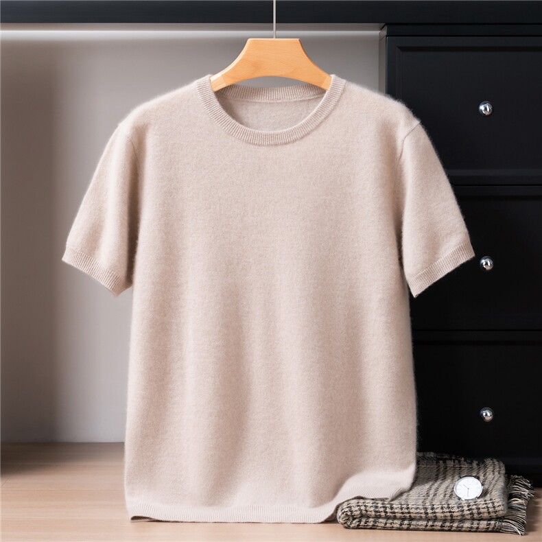 2025年秋季圆领夏季常规款宽松型青春流行不连帽短袖，男装T恤，戎禾素