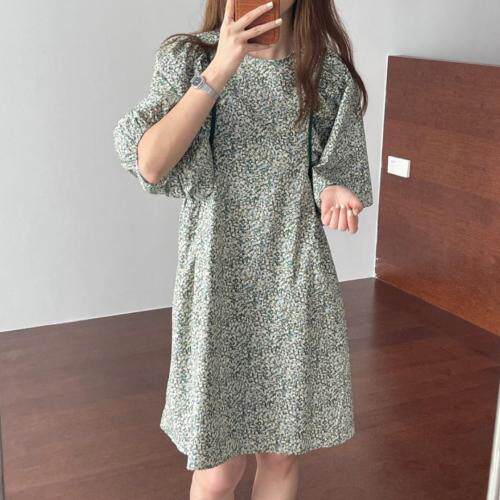 撞色包条褶皱碎花中长款连衣裙，女装连衣裙，TVMV(4F)