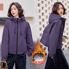 爆《2025冬季新款连帽90绒冲锋衣短款羽绒服休闲时尚，简约大气》，女装羽绒服，米莱