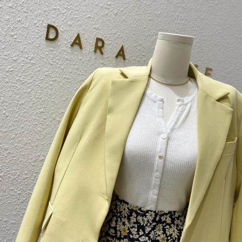 DR春装新款黄色两粒扣西装外套！均码！版型很正,女装西装,DARA ROSE
