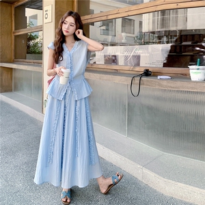 【新款现货】设计感木耳边套装2C213-2502-P155-K228图片