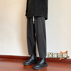 深灰色