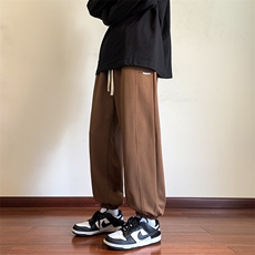 咖啡色