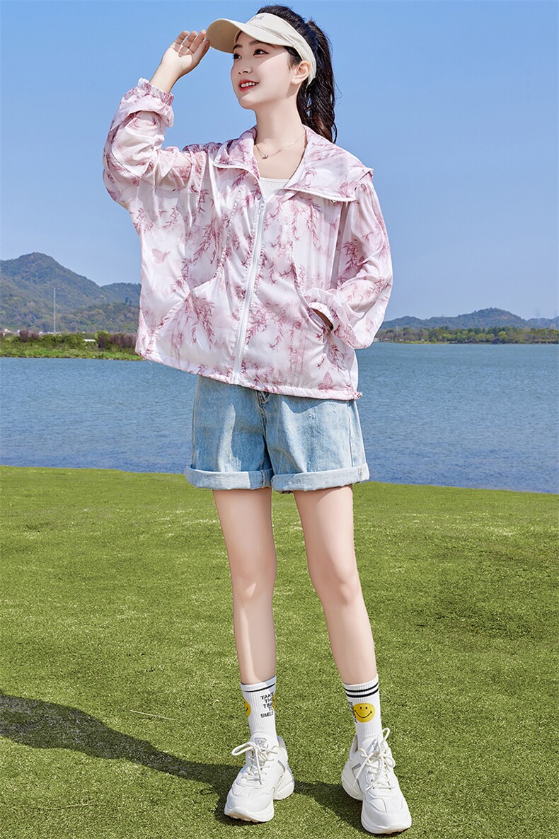 2025年夏季新款防晒服短款印花连帽薄款防晒休闲款防晒衣拉链外套,女装防晒衣,蝶眷