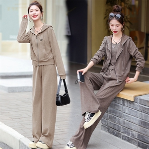 2024春季新款时尚潮流三件套女装套装 宽松显瘦休闲运动服图片