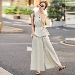 小香风套装2025夏新款韩系高级松弛感职业气质无袖背心穿搭一整套图片
