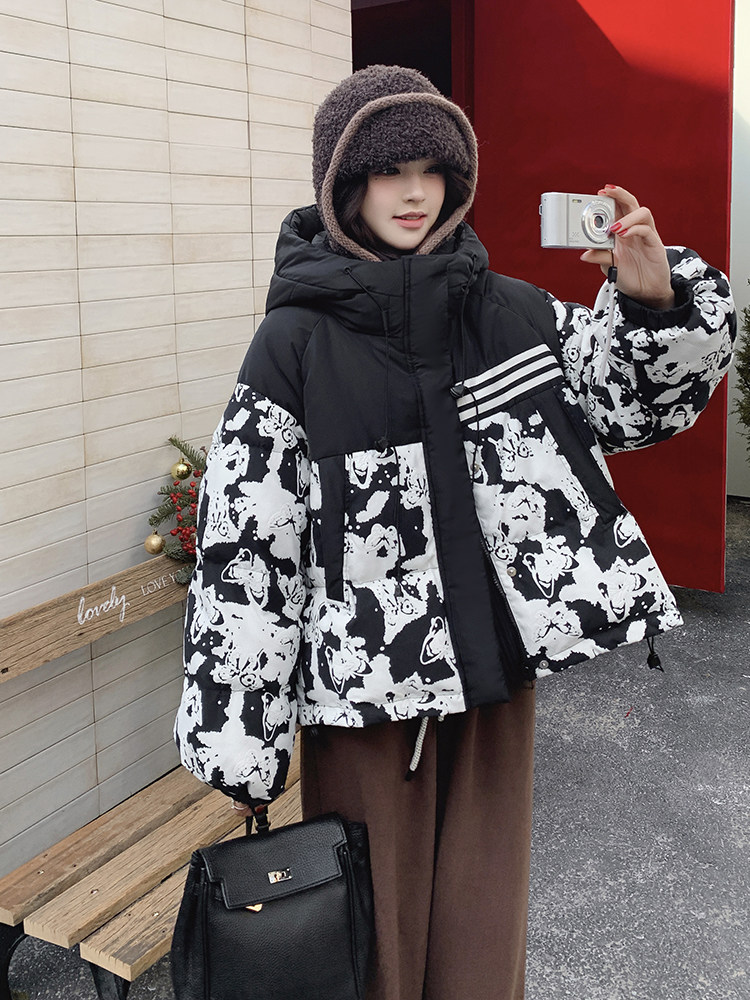 现货黑白撞色时尚印花短款羽绒服外套2C112-Y536-P245-K368,女装羽绒服,2C112