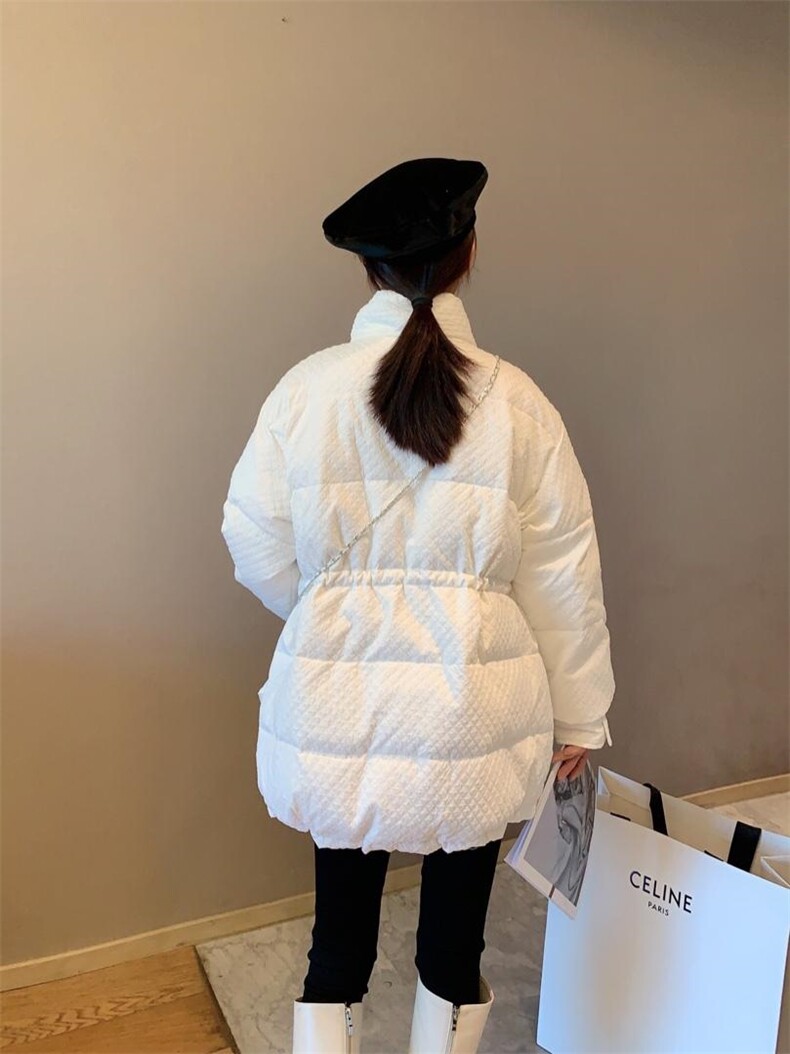 冬季新款：压格羽绒服，女装羽绒服，芳可思