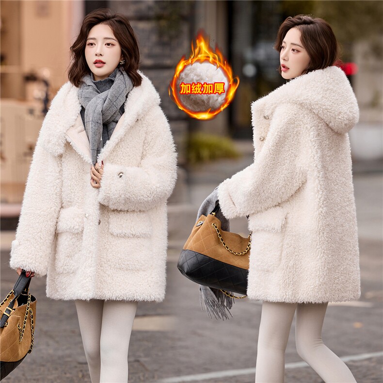 加厚保暖皮毛一体外套2025新款连帽中长款外套女秋冬季宽松百搭，女装羊羔毛/颗粒绒，冬木谷雨