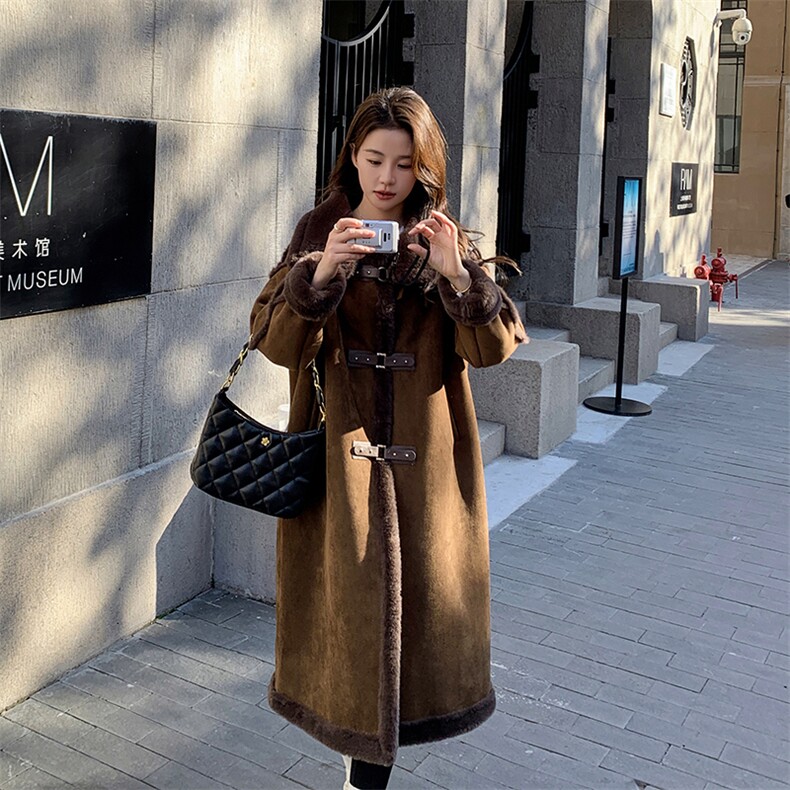 2023年秋冬季新款皮毛一体皮长款外套，女装皮草，秋水欣儿