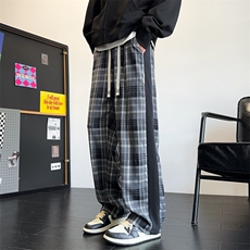 灰色