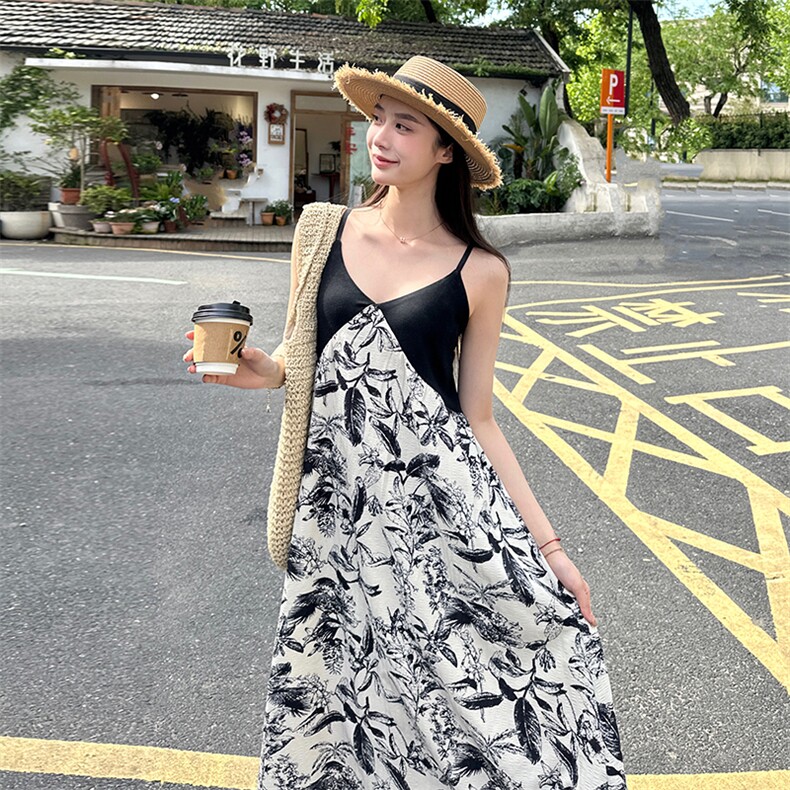 慵懒度假风水墨碎花吊带连衣裙女夏2025新款别致绝美宽松雪纺长裙,女装连衣裙,2C333