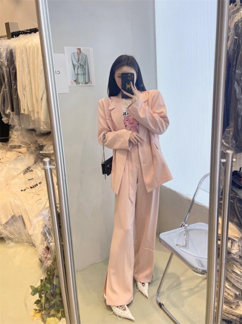 高级感色系套装，女装职业装，m.o