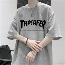 灰色